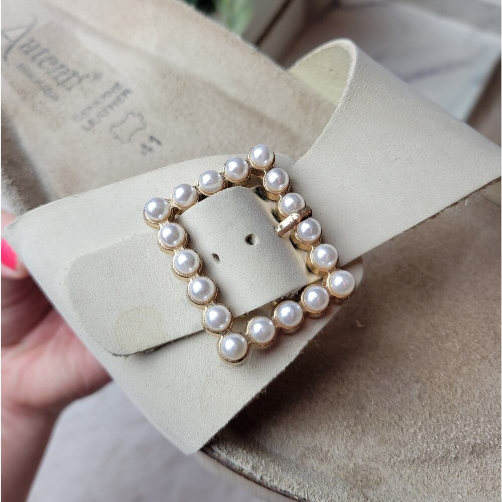 AUTENTI Beige Cream Pearl Buckle Leather Slide Comfort Sandal Size 41 - Picture 4 of 14